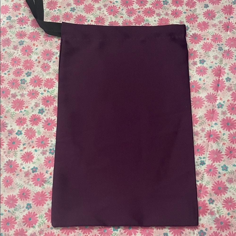 Gucci Satin Drawstring Pouch - Purple - Picture 2 of 4